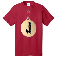 Alaskan Malamute Silhouette In Black And White On Gold Keyring Basic T-shirt | Artistshot