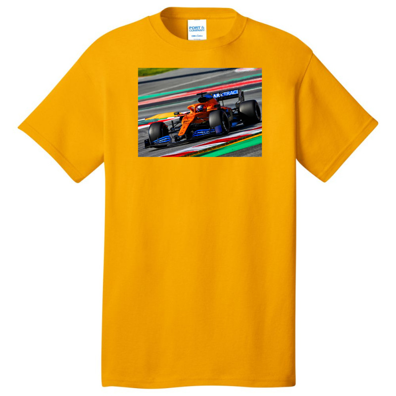 Daniel Ricciardo Racing His 2021 F1 Car Basic T-shirt by HeatherThomas | Artistshot