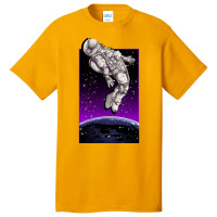 Aesthetic Spaceman Basic T-shirt | Artistshot