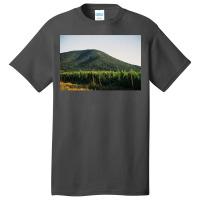 Hill With The Vineyard  Classic  Summer Green Basic T-shirt | Artistshot