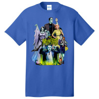 The Munsters Family Portrait Basic T-shirt | Artistshot