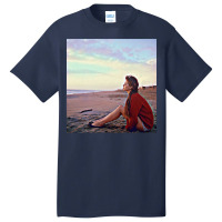 Claudia Cardinale Smiling 3 Basic T-shirt | Artistshot