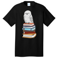 Magic Owl On Books 23 Basic T-shirt | Artistshot