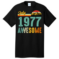 July 1977 Birthday Gift  Vintage July 1977 Awesome Basic T-shirt | Artistshot