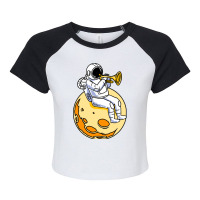 Astronaut Playing Trumpet For Trumpet Player Raglan Crop Top | Artistshot