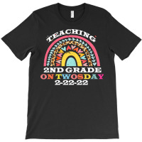 Great Vintage Second Grade On Twosday T  Shirtfunny Vintage Teaching 2 T-shirt | Artistshot