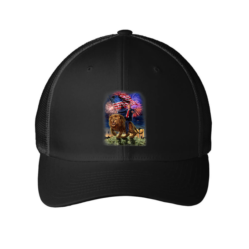 Usa President Donald Trump Rides On A Ferocious Lion Mesh Cap | Artistshot