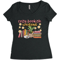 Cozy Bookish Weekend Women's Triblend Scoop T-shirt | Artistshot