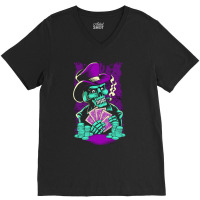 Skull Playing Poker V-neck Tee | Artistshot