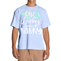 One Lucky Nanny Shamrock T  Shirt One Lucky Nanny Diamond Shamrock Pat Urban Heavy T-shirt | Artistshot