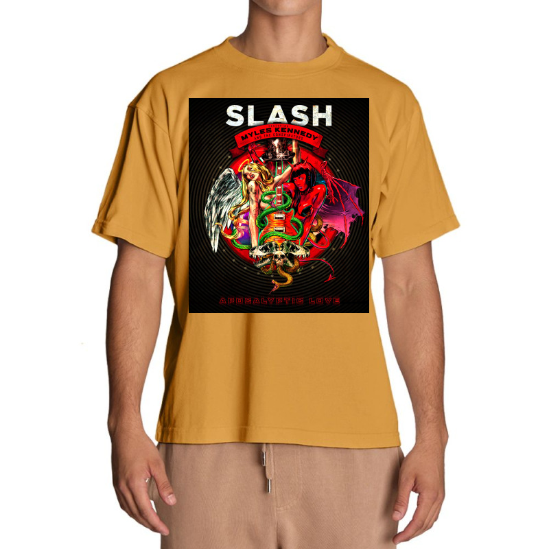 Guitarist Slash Urban Heavy T-shirt by dedeyrii | Artistshot