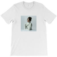 Kee Avil Crease T-shirt | Artistshot