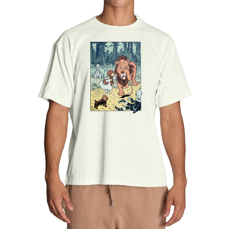 Vintage Wizard Of Oz Urban Heavy T-shirt by acesenpaii | Artistshot