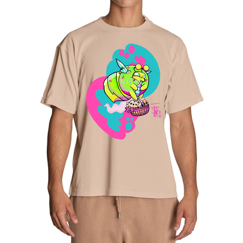 Buzzy Bumbly Urban Heavy T-shirt by laurynvanhoose | Artistshot