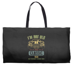 im not old im a classic born 1938 t shirt Weekender Totes | Artistshot