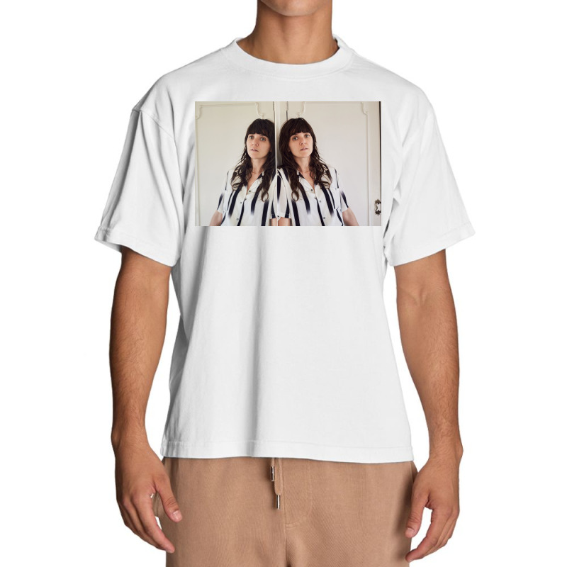 Courtney Barnett 3 Urban Heavy T-shirt | Artistshot