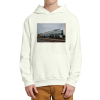 Executive E8 Unit 101 At Kentucky Urban Pullover Hoodie | Artistshot