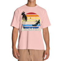 Auckland New Zealand Kitesurfing Kitesurfer Beach Urban Heavy T-shirt | Artistshot