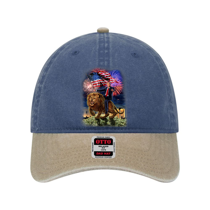 Usa President Donald Trump Rides On A Ferocious Lion Dyed Cap | Artistshot