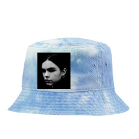 Bene - New Zealand Singer And Songwriter From Auckland Tie Dyed Bucket Hat | Artistshot