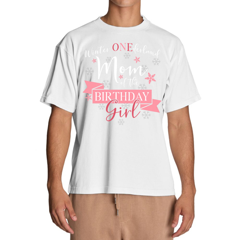 Womens Winter Onederland Mom Of The Birthday Girl Urban Heavy T-shirt | Artistshot