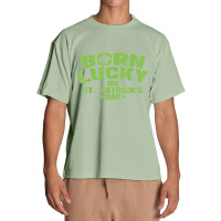 Born Lucky On St Patricks Day Birthday Boy Girl Gift Urban Heavy T-shirt | Artistshot