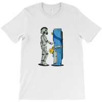 The Robot And The Vending Machine T-shirt | Artistshot