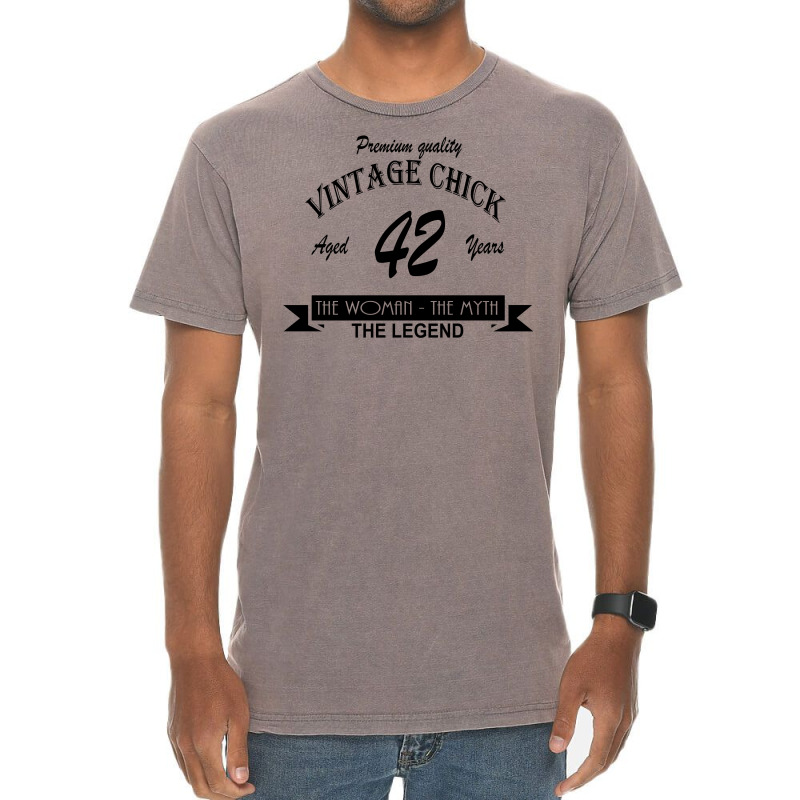 Wintage Chick 42 Vintage T-shirt | Artistshot