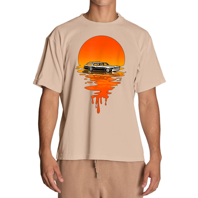 Vintage Retro Style Station Wagon Urban Heavy T-shirt by JudithPlagmann | Artistshot