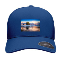 Haystack Rock Seamless Cap | Artistshot