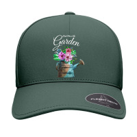 Find Me In The Garden Flower Watering Can T Shirt Seamless Cap | Artistshot