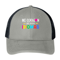 Mi Corazon Late En Dos Idiomas, Bilingual Spanish Teacher Pa Trucker Cap | Artistshot