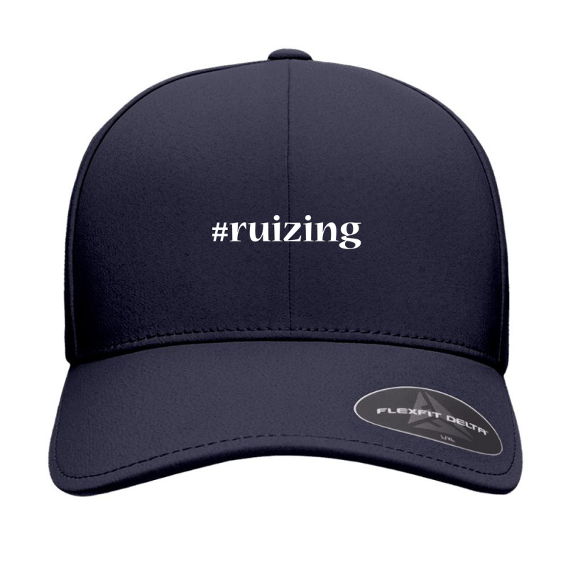 Ruizing Shirt Seamless Cap by cm-arts | Artistshot