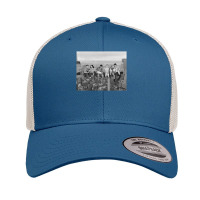 Friends Cast On Skyscraper Retro Trucker Cap | Artistshot