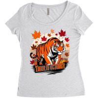 Tiger Jungle Tiger Women's Triblend Scoop T-shirt | Artistshot