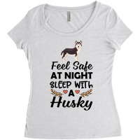 Feel Safe At Night Sleep With A Husky Women's Triblend Scoop T-shirt | Artistshot