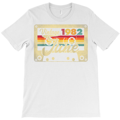 Vintage June 1982 40th Birthday Gift 40 Years Old Retro T Shirt T-shirt Designed By Annabmika