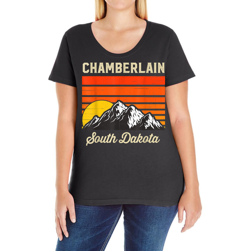 Chamberlain South Dakota Retro Vintage City State Usa T Shirt Ladies Curvy T-Shirt by jermonmccline | Artistshot