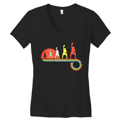 Kettlebell Cross Training Gym Girl Vintage Women's V-neck T-shirt Designed By Grace 4u