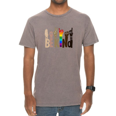 Be Kind Rainbow Vintage T-shirt Designed By Wildern