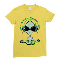 Meditation Alien Ladies Fitted T-shirt | Artistshot