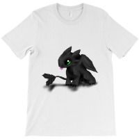 Mini Toothless Black Fury T-shirt | Artistshot