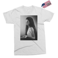 Lana Smooking Exclusive T-shirt | Artistshot