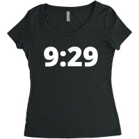 Nine Minutes 29 Seconds Social Women's Triblend Scoop T-shirt | Artistshot