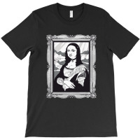 Gothic Mona Lisa T-shirt | Artistshot