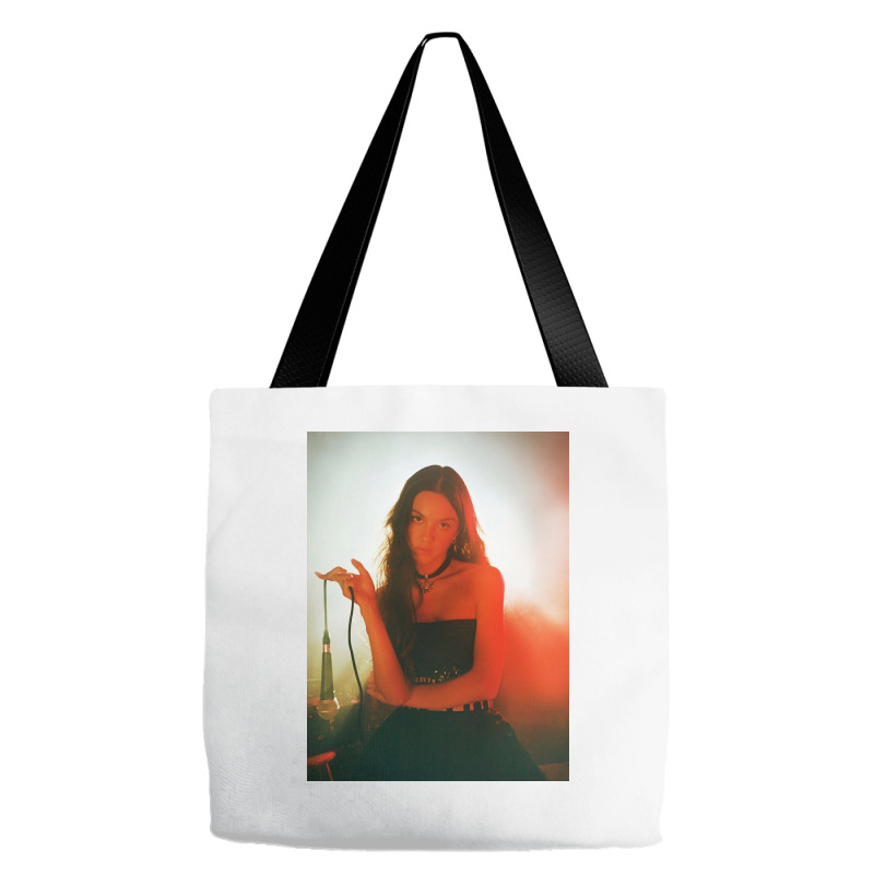 Olivia Is Singging Tote Bags | Artistshot