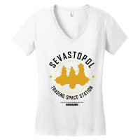 City ​​station Women's V-neck T-shirt | Artistshot