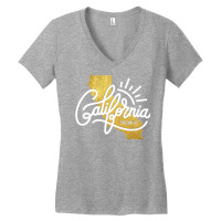 California Dreamin' Cali Vacation T Shirt Women's V-neck T-shirt | Artistshot