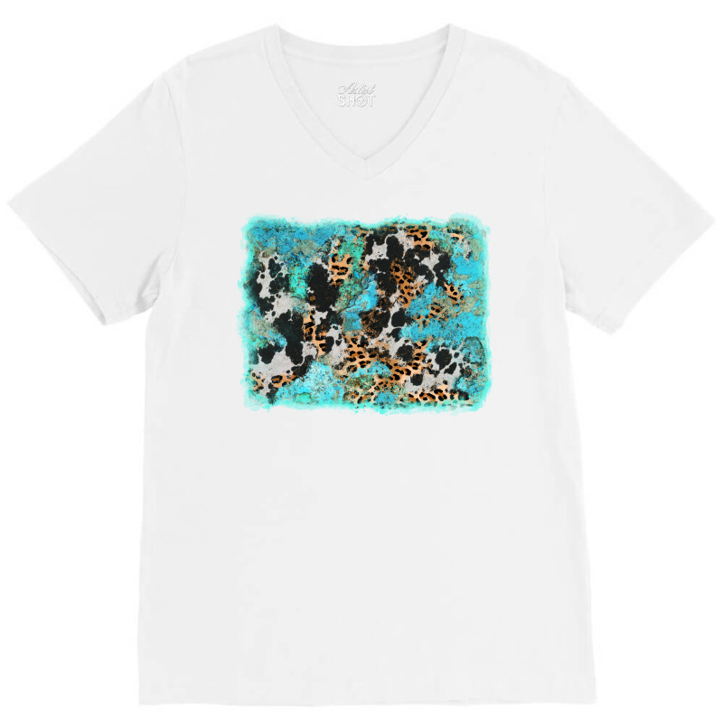 Turquoise Cowhide Leopard Background V-neck Tee | Artistshot