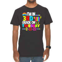 Funny I'm In 3rd Second Grade On Twosday February 22nd 2022 T Shirt Vintage T-shirt | Artistshot